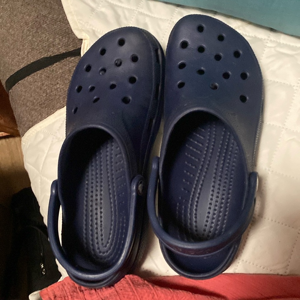 Crocs shoes - Picture 1 of 11